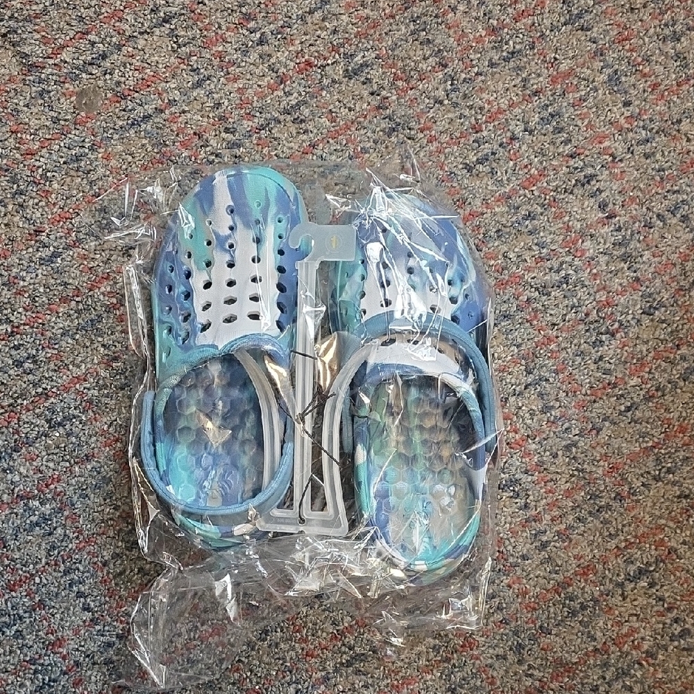 Kids Aqua and White Water Shoes